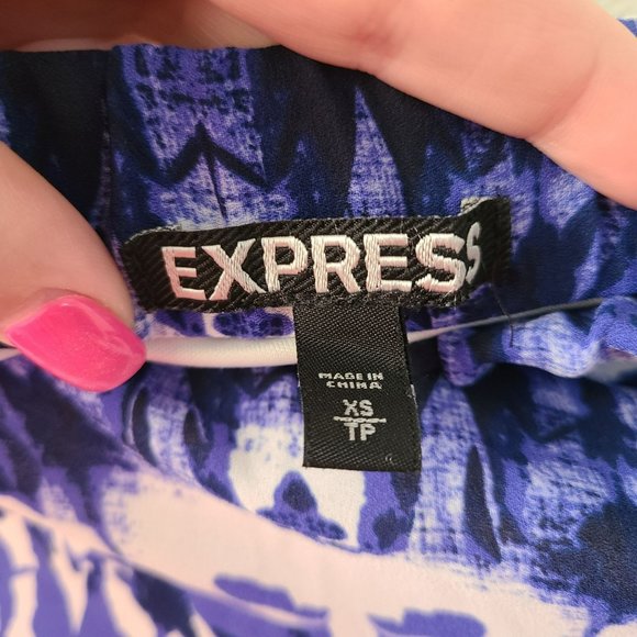 Express US XS Maxi Skirt White Blue Ikat Lightweight Flowy Lined - Picture 5 of 12